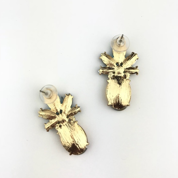 ✨SALE✨Sophia Pineapple Crystal Statement Earrings - Picture 3 of 3